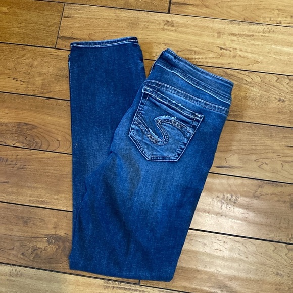 Silver Jeans elyse Straight-Leg Denim - Picture 6 of 6